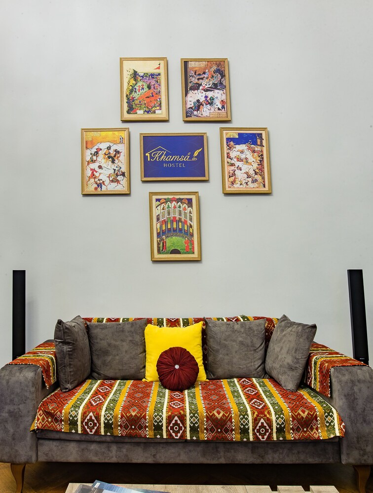 Khamsa Hostel