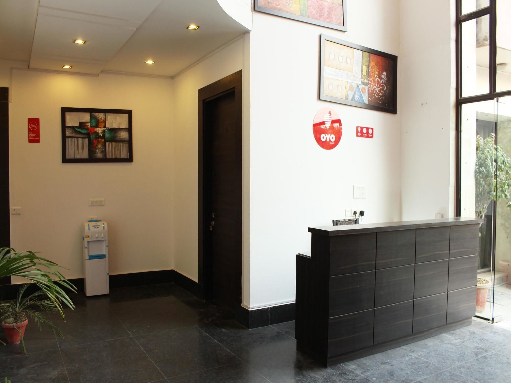 OYO Flagship 387 Moulsari Avenue