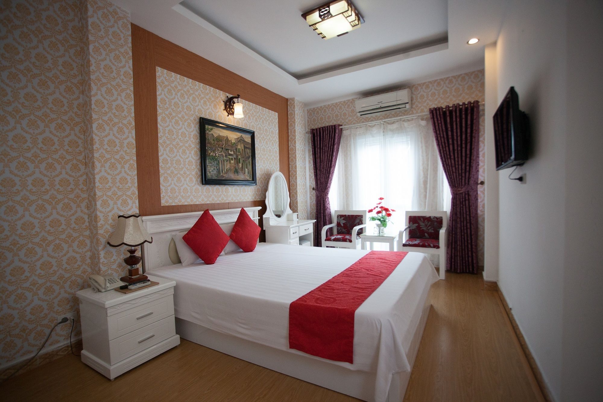 Camel City Hotel