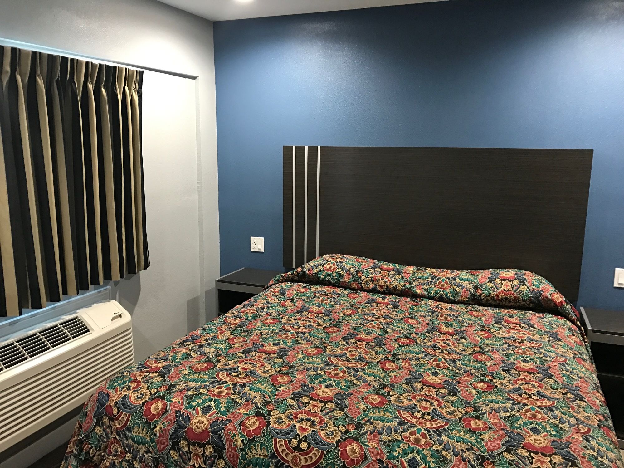 Empire Inn