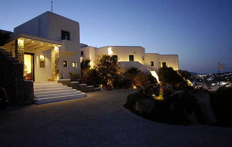 Tharroe of Mykonos