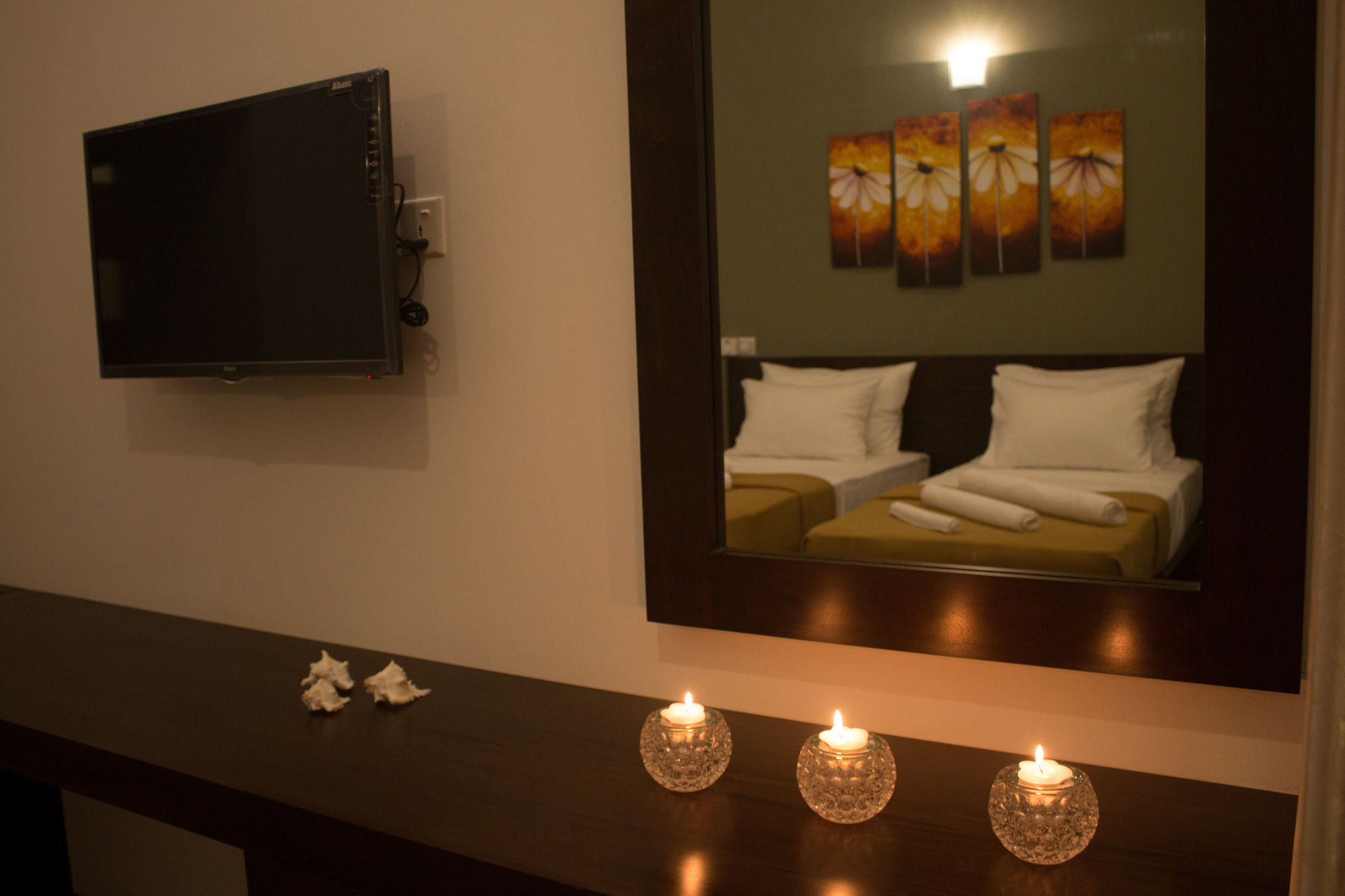 The Suite 262