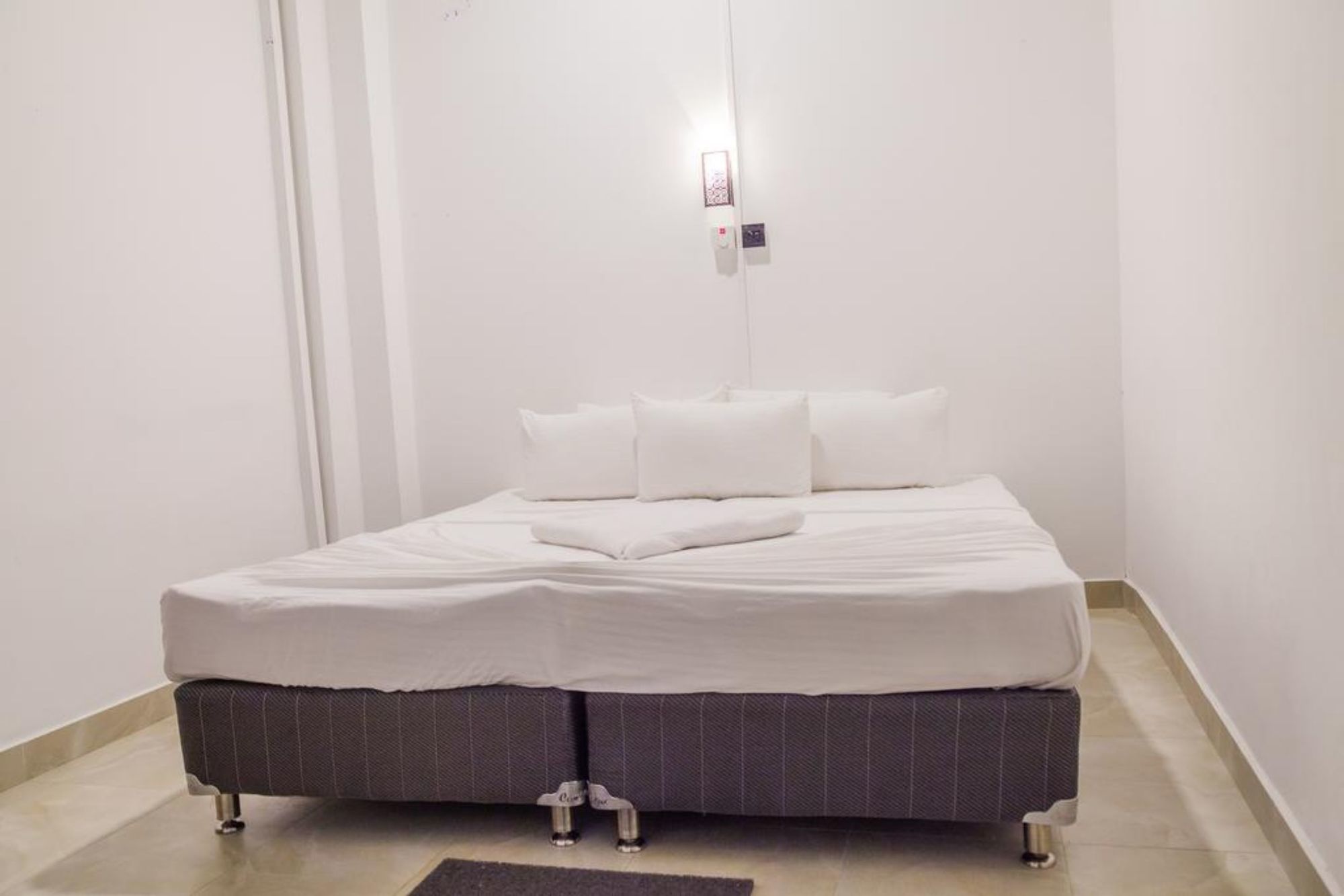 Kandy City Rooms & Hostel