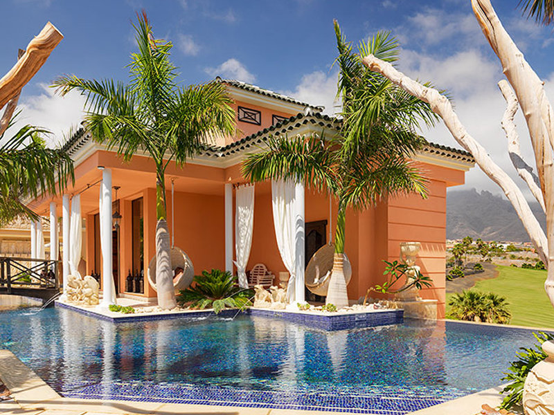 Royal Garden Villas & Spa