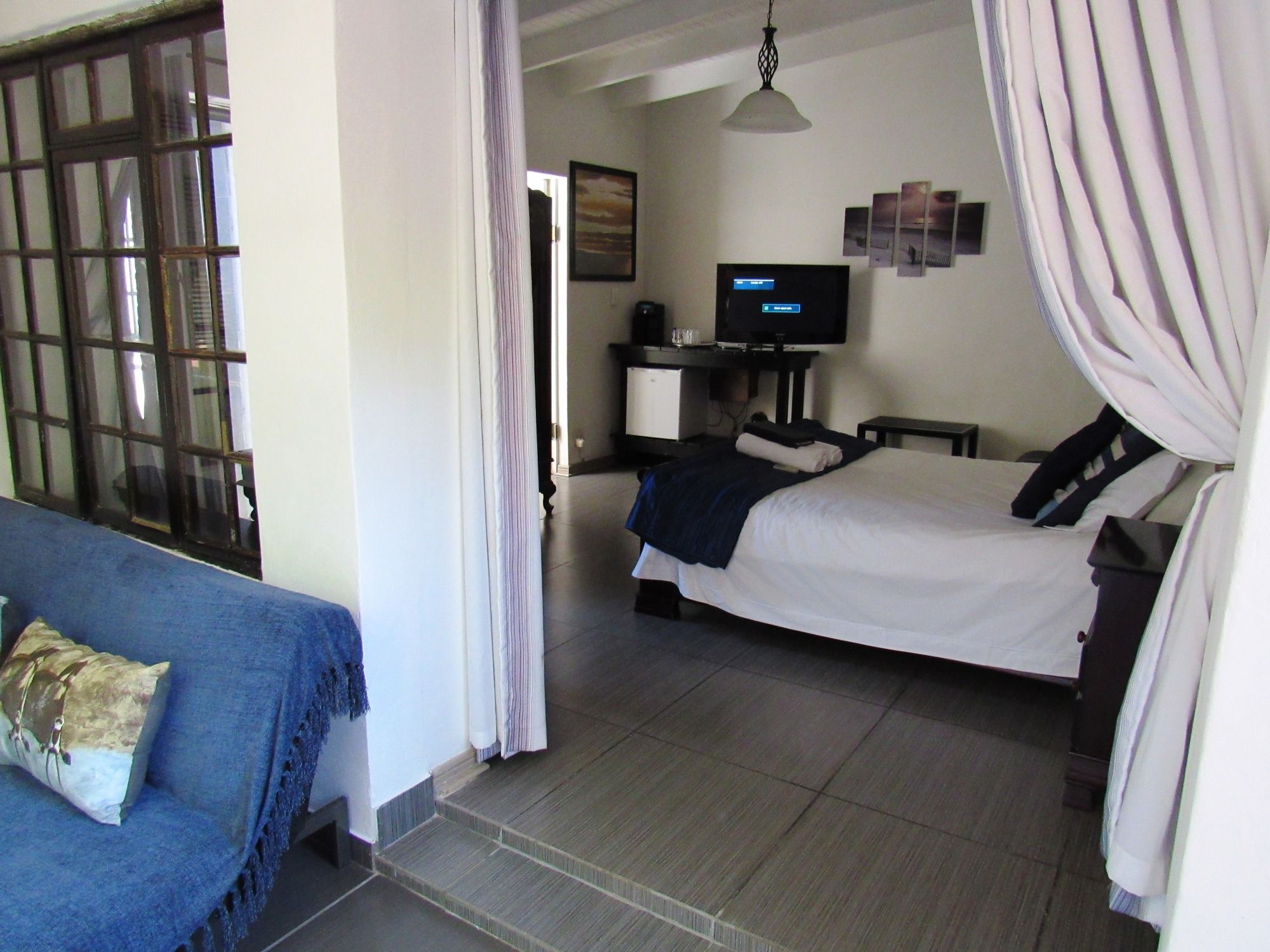 House On York Guest House