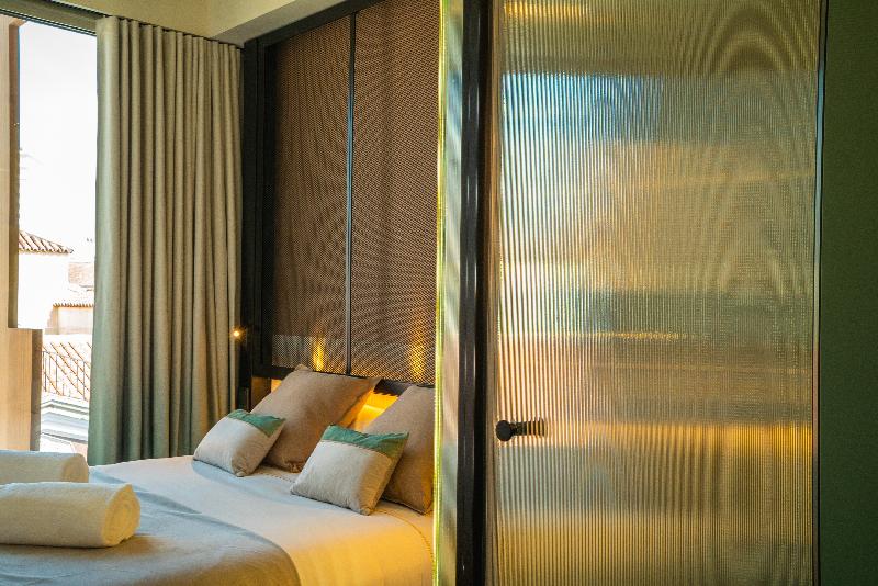 Akeah Hotel Gran Via
