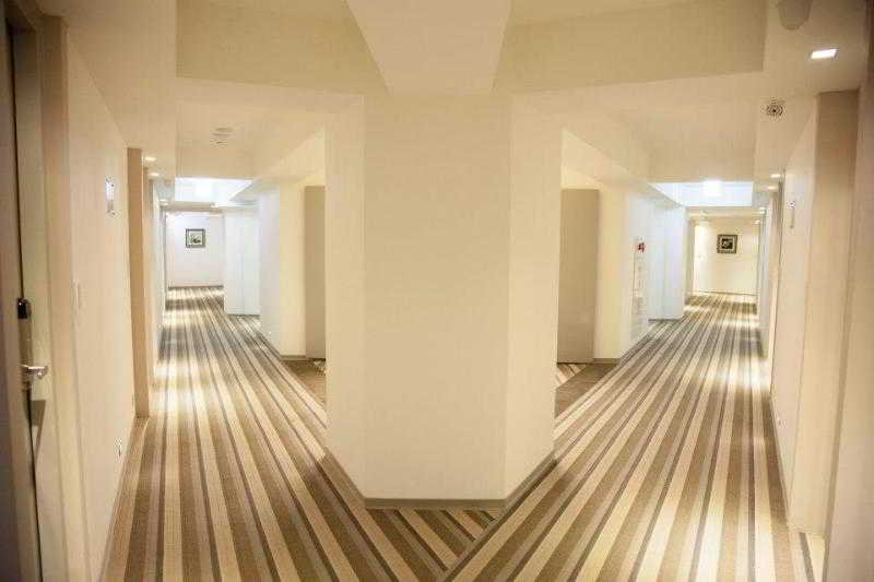 Hub Hotel - Taipei SongShan Airport