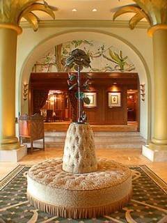 Palmeiras Beach Club At Grove Isle