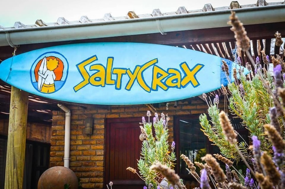 Saltycrax Backpackers