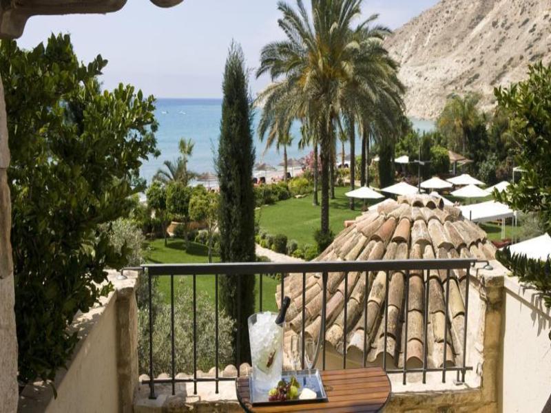 COLUMBIA Beach Resort Pissouri