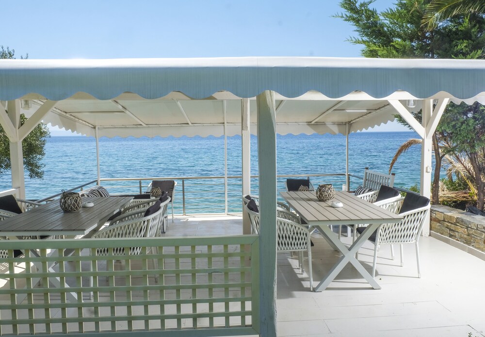 Athena Villas