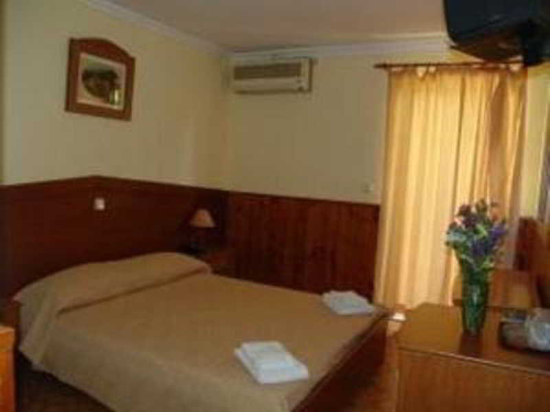 Hotel Parthenis