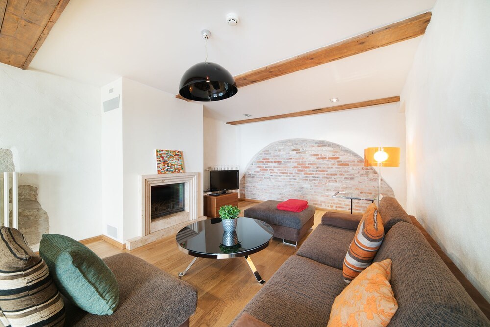 Tallin City Apartments Toompea Old Town