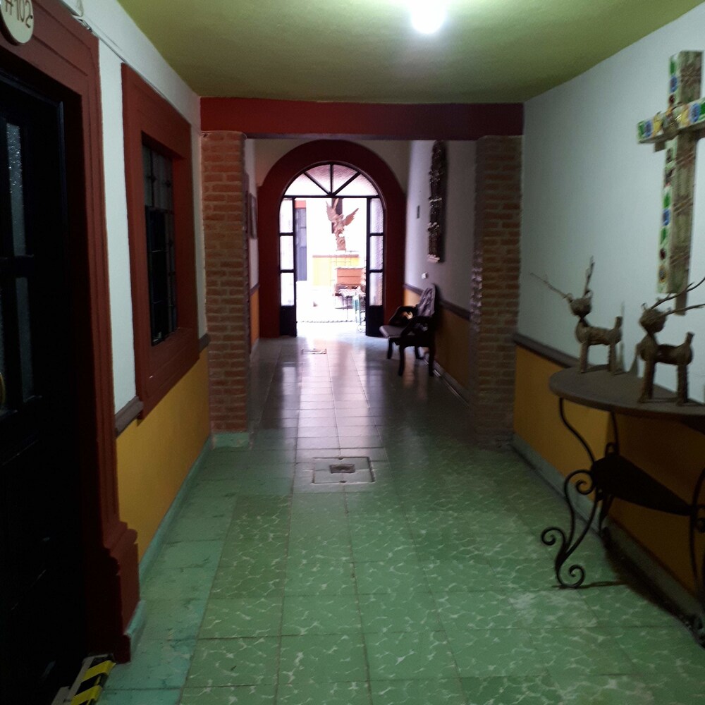 Hotel Animas 16