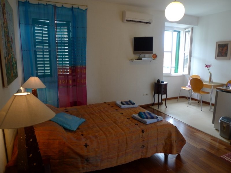 Apartments Kula