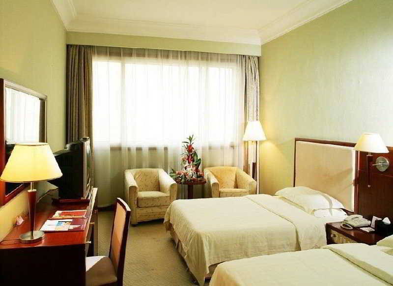 Holiday Inn Express Shanghai Zhenping