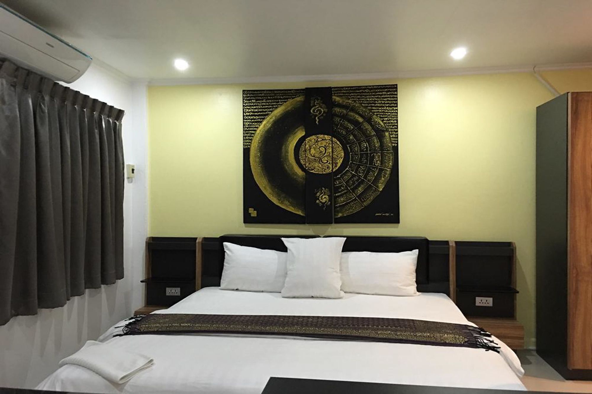 Galaxy Suites