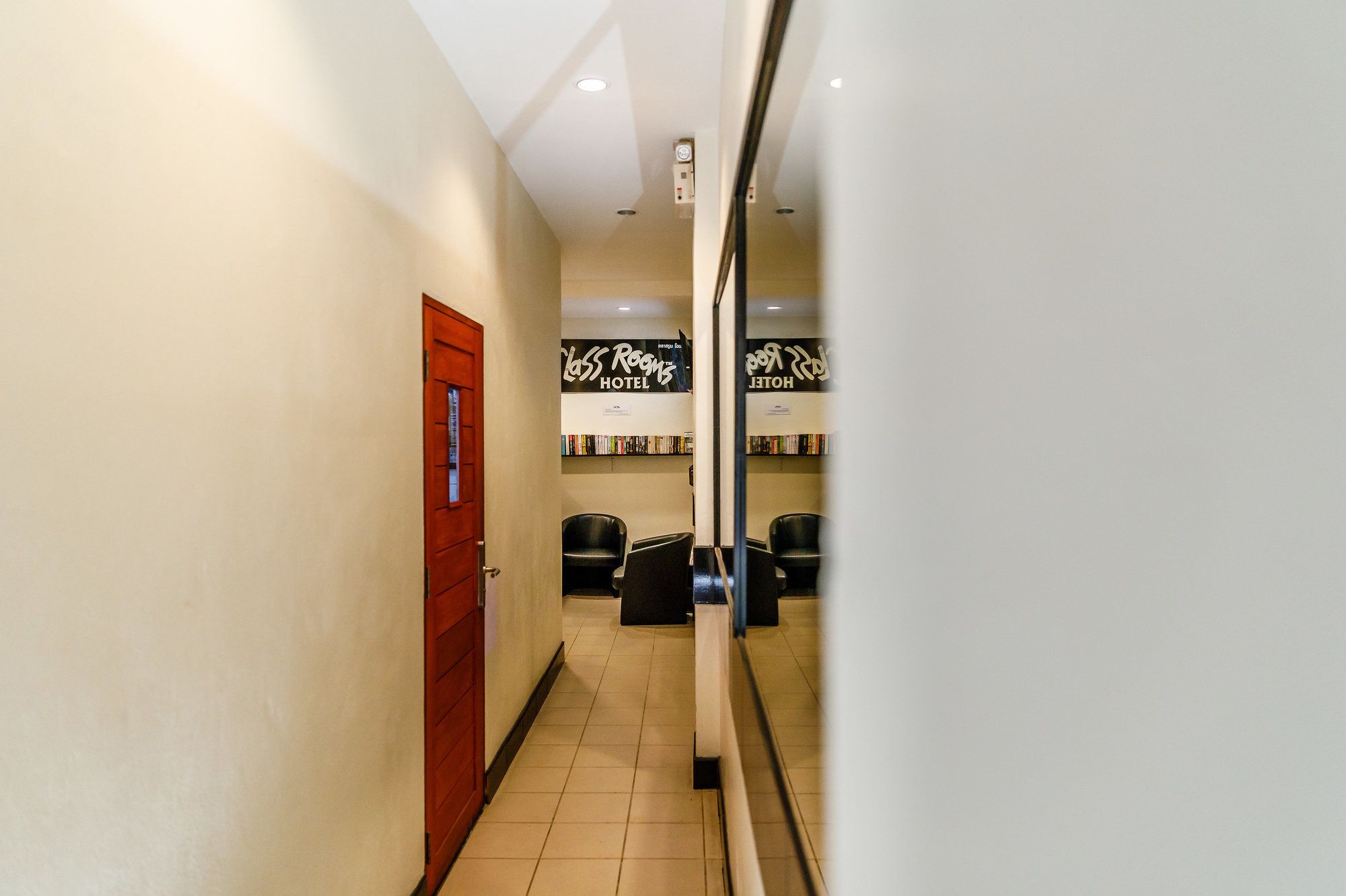 The Class Rooms Hotel