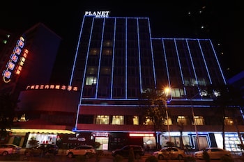 Planet Hotel