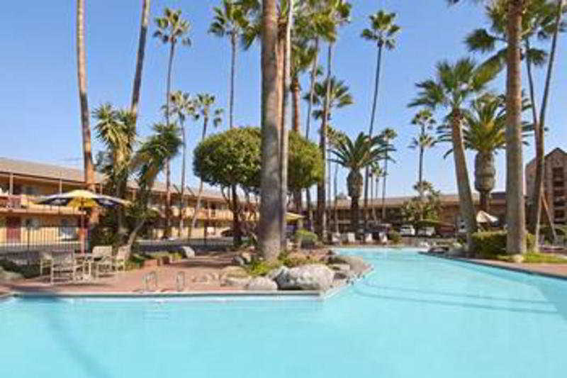 RAMADA MAINGATE ANAHEIM