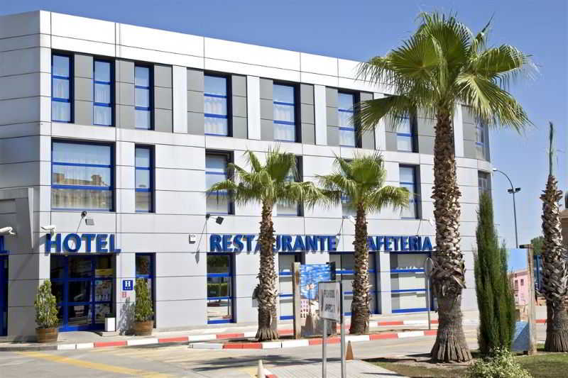 Iraipe Logroño Hotel