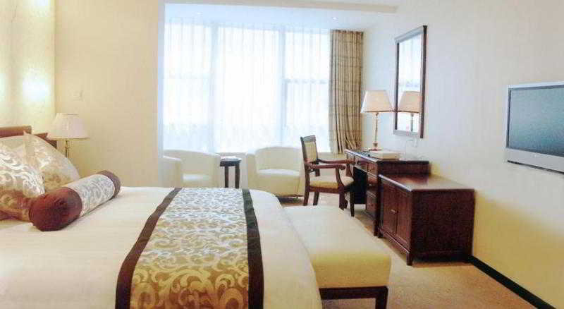 Ramada Zhabei Hotel