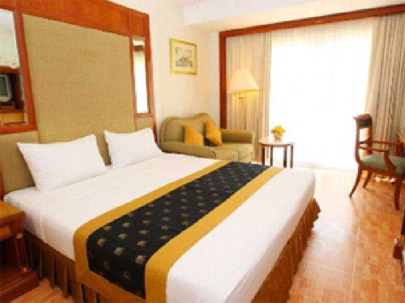 Royal View Resort