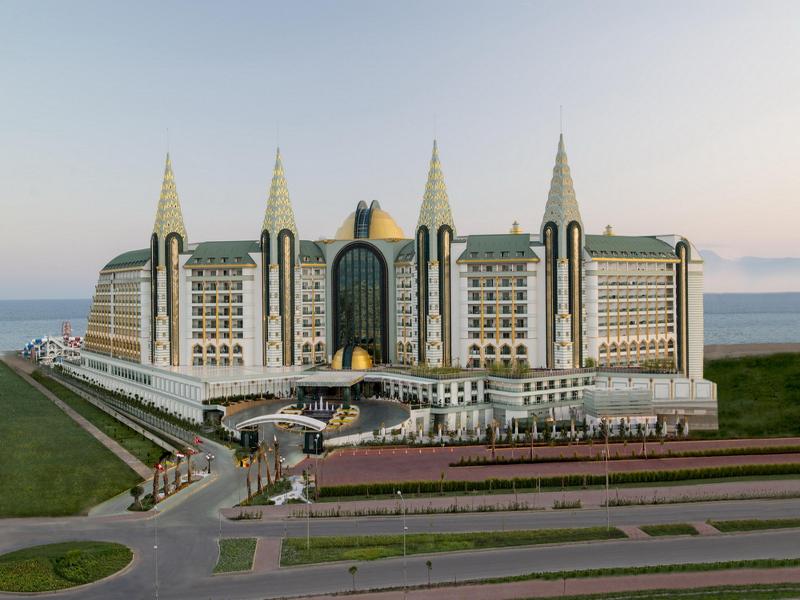 Delphin Imperial Hotel