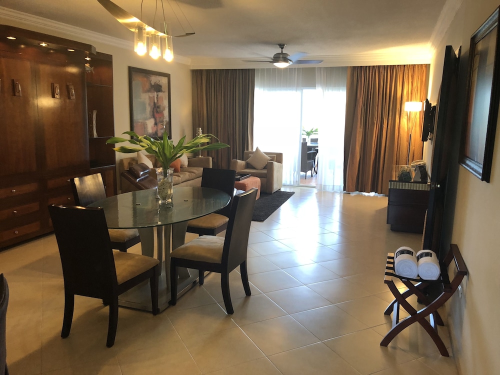 Lifestyle Kosher Presidential Suites