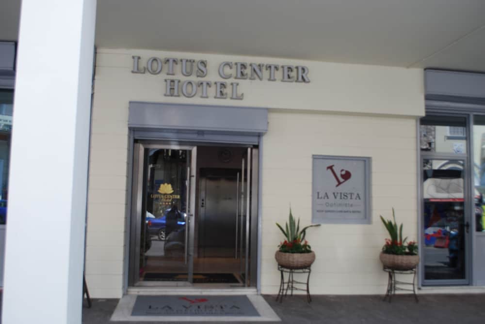 Lotus Center Apartments