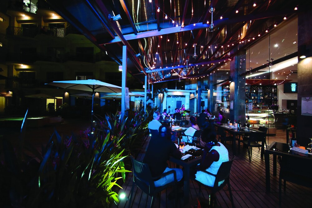 Sky Penthouses At Oceano