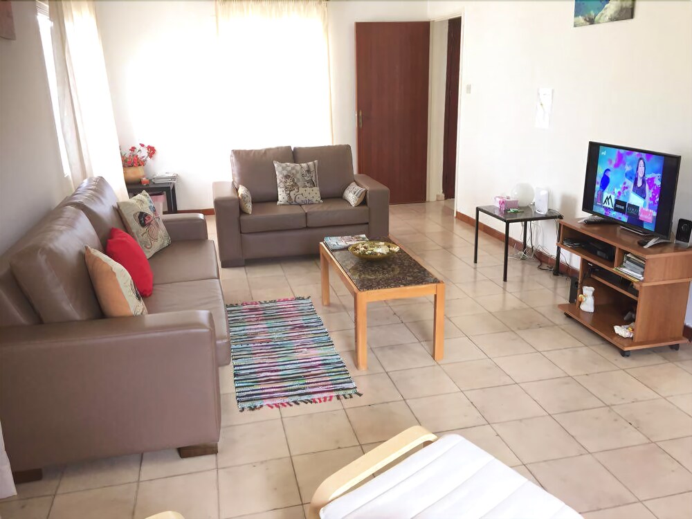 Yiangos House