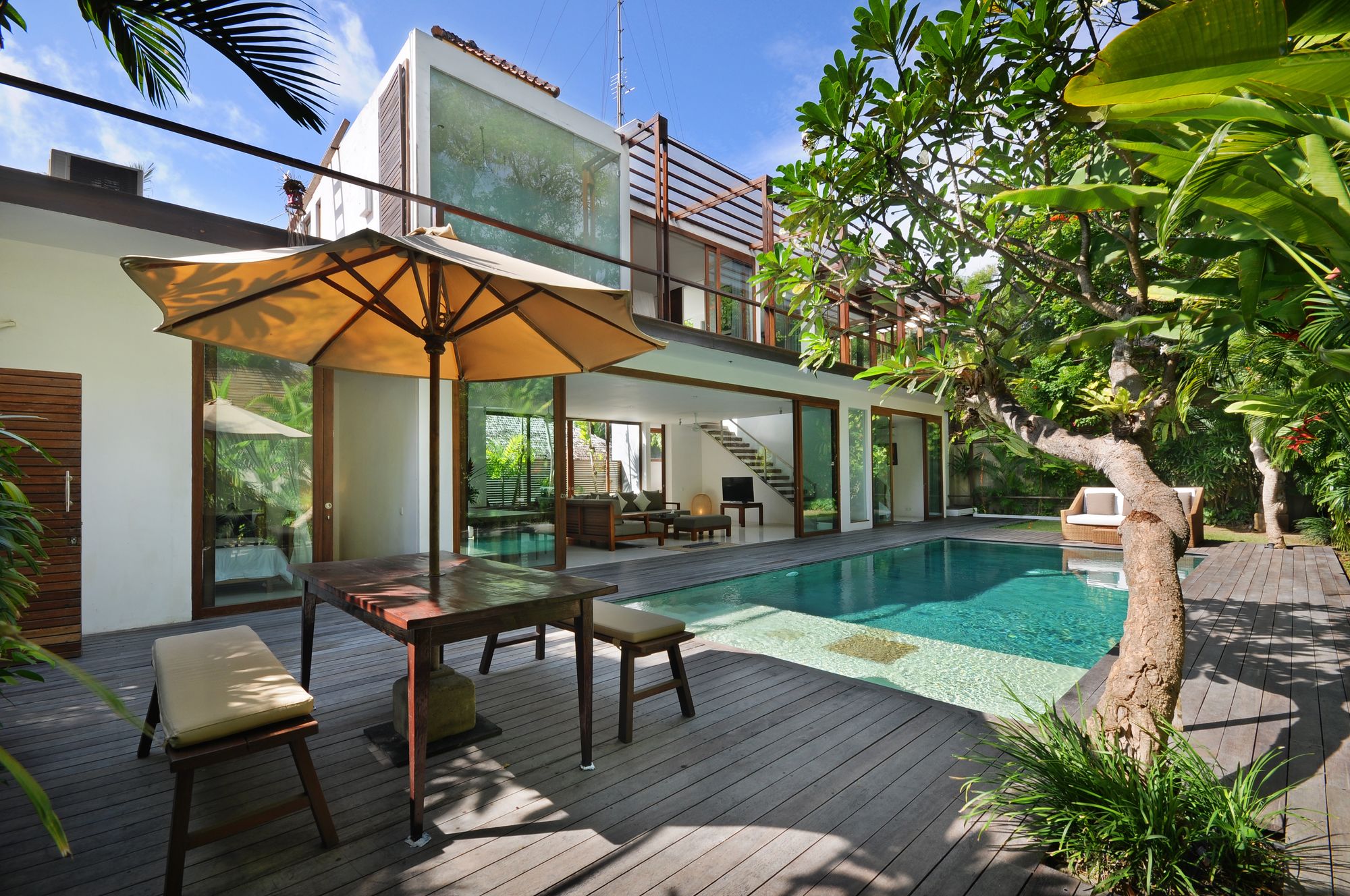 Beach Axis Villa