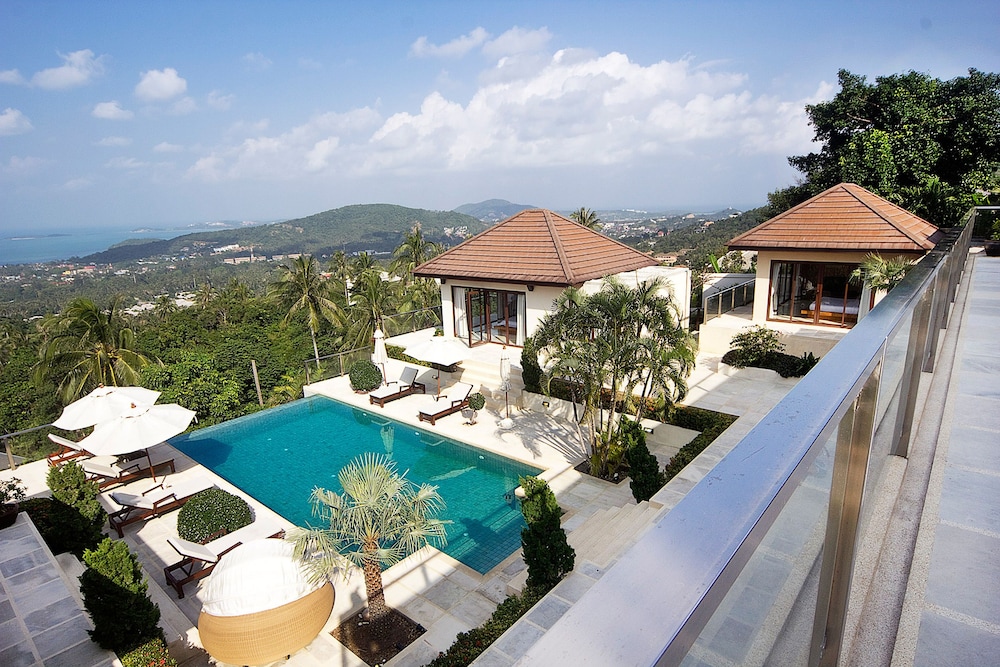 Baan Napoli Luxury Villa