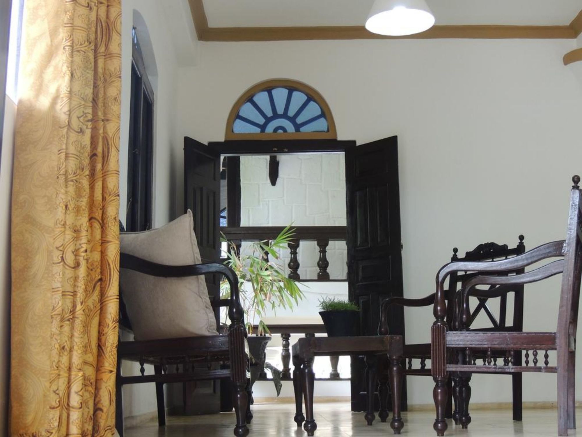 Manidi Villa