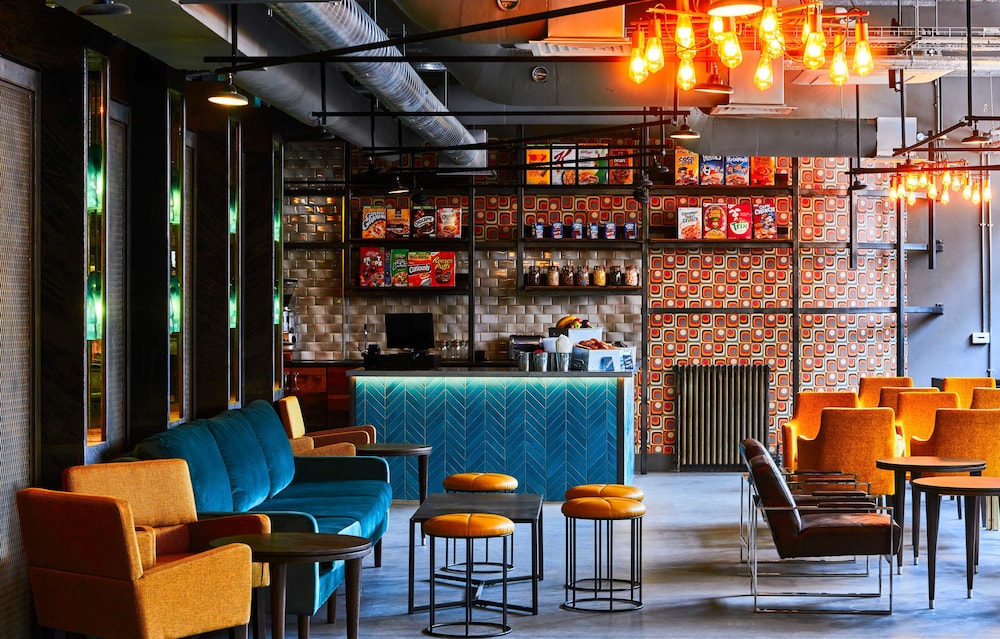 New Road Hotel
