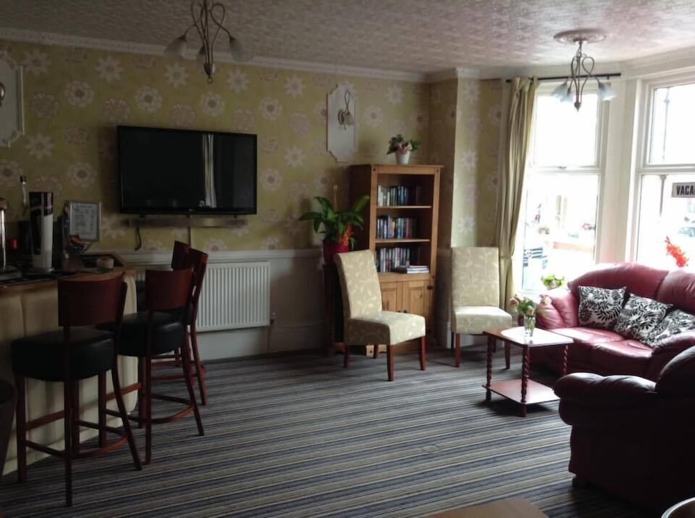 Holmlea Guest house