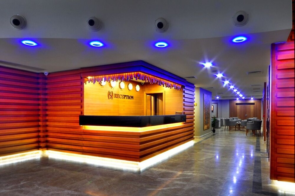 Starton Hotel