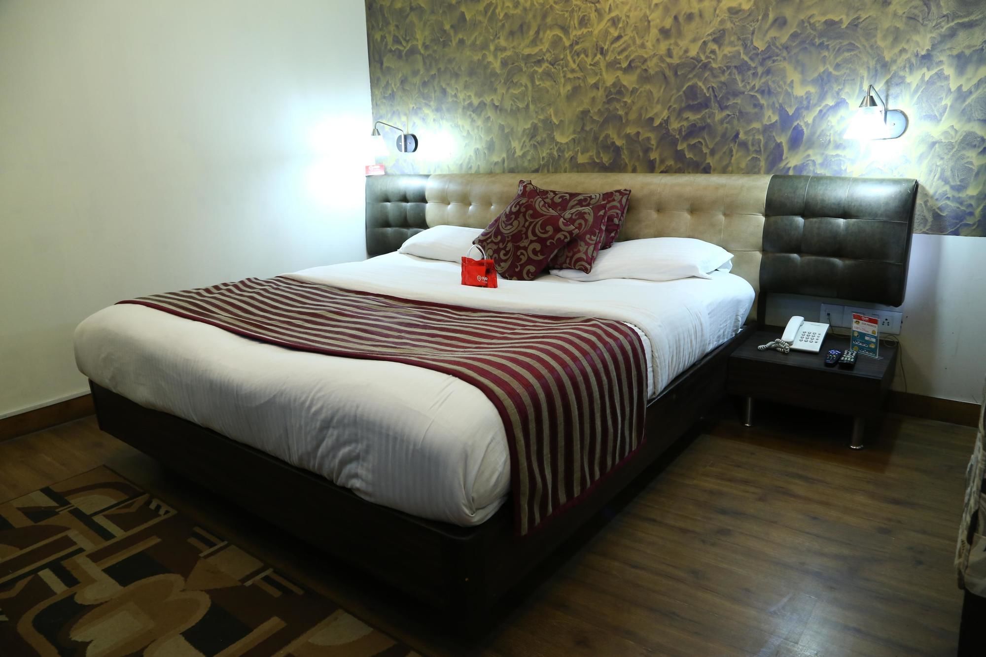 Oyo Rooms Sector 17 Chandigarh