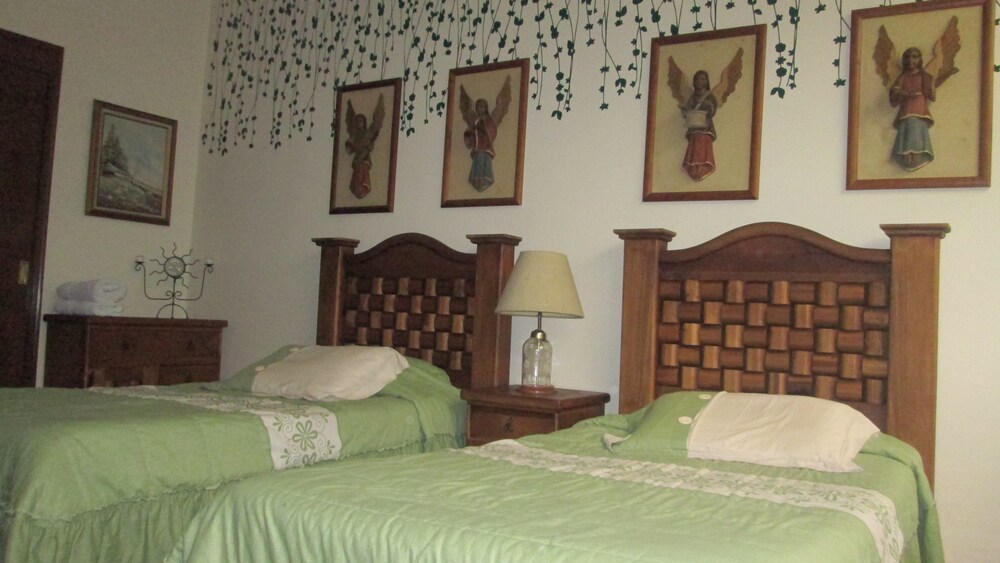 Hostal La Encantada