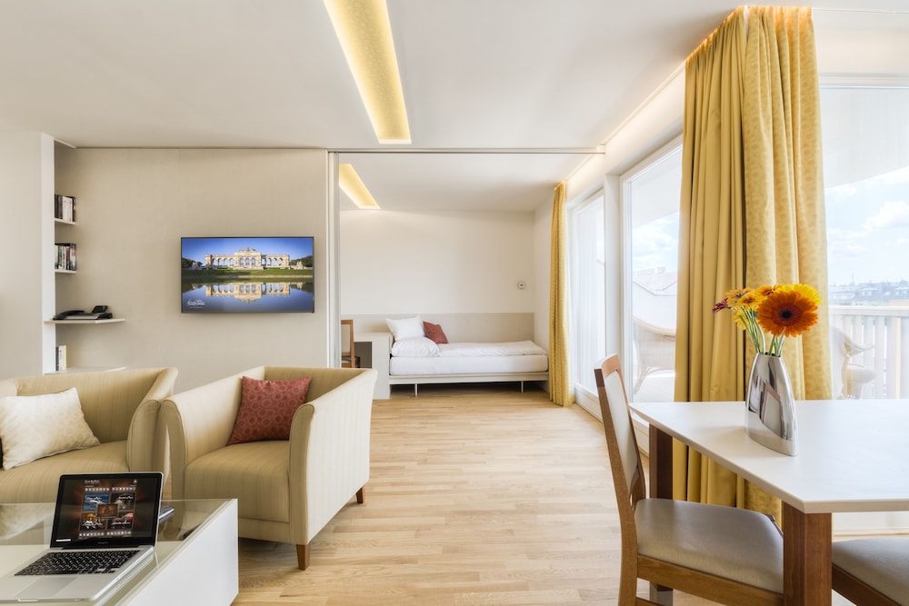 Vienna Grand Apartments