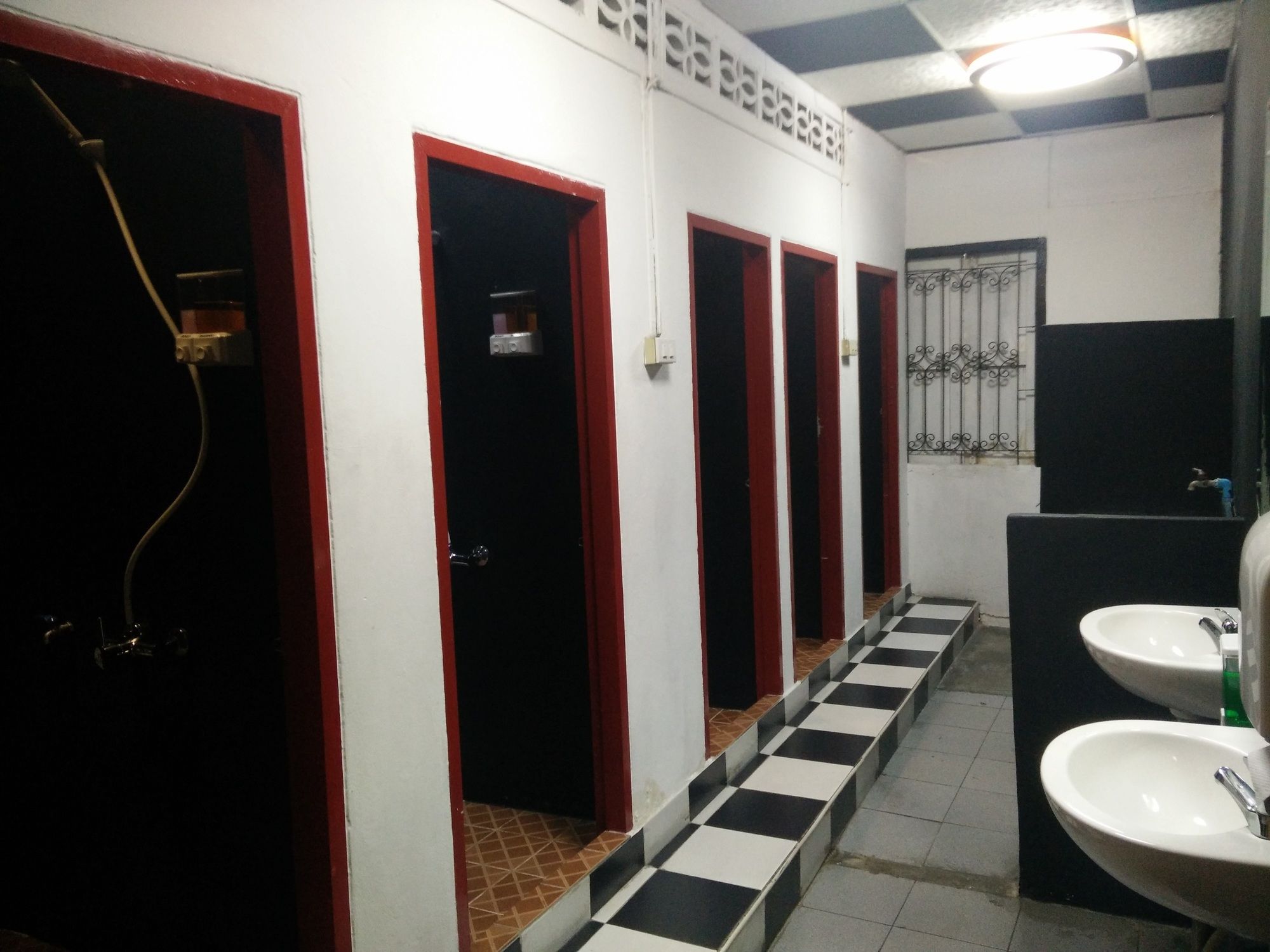 U Hostel