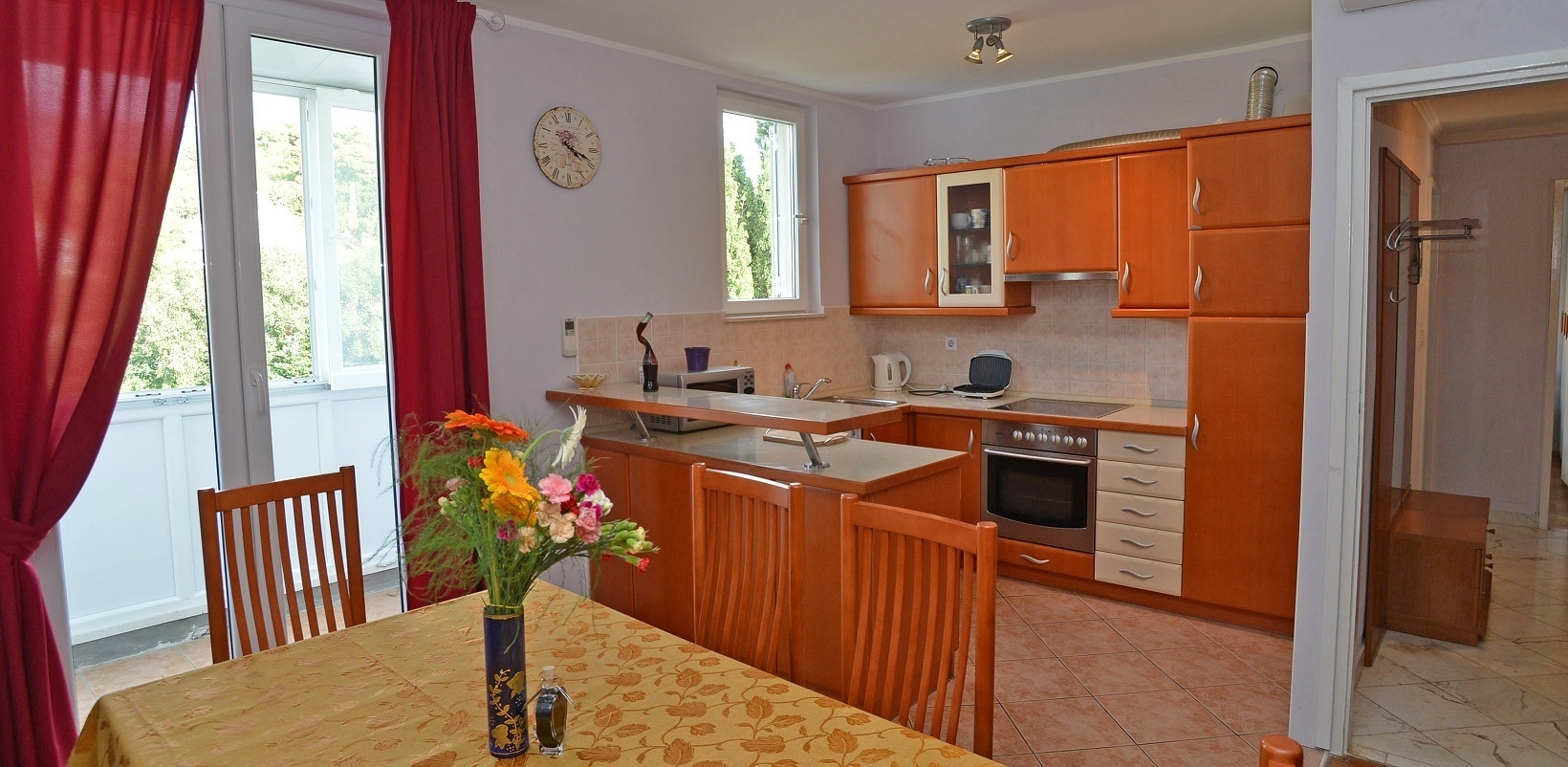 Apartments Ivana Old Town