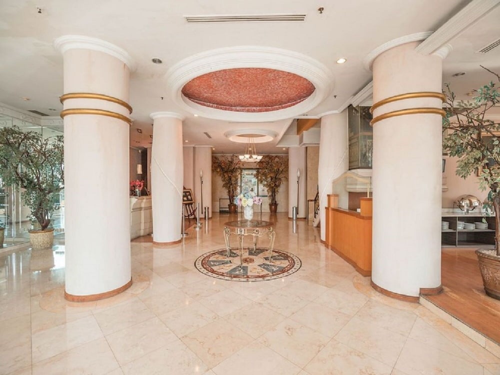 Hotel Bulevar by OYO Rooms