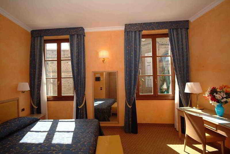 Solo Experience Hotel