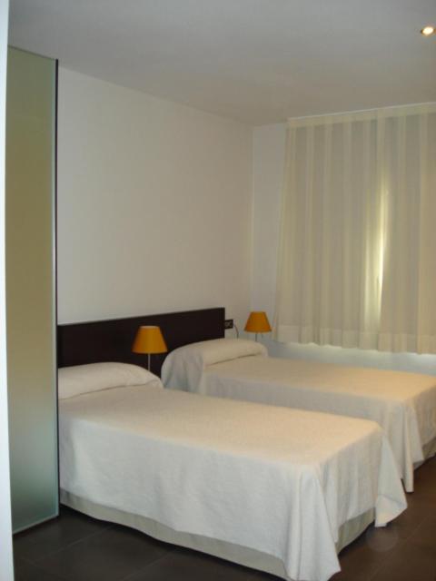 Apartamentos Turisticos Archybal