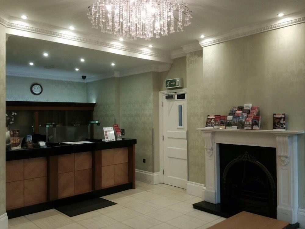 Athena Hotel