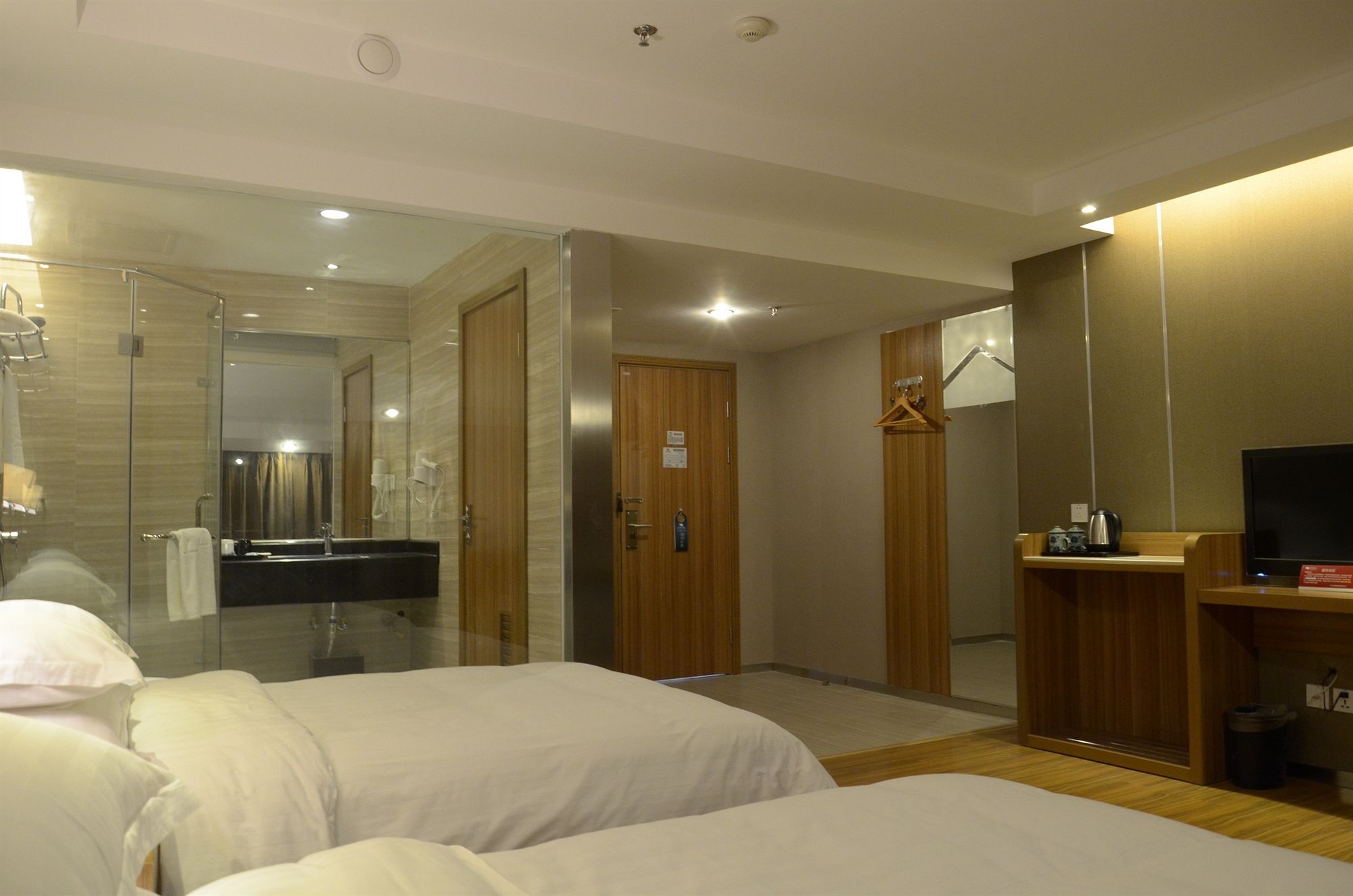 Ane Courtyard Hotel