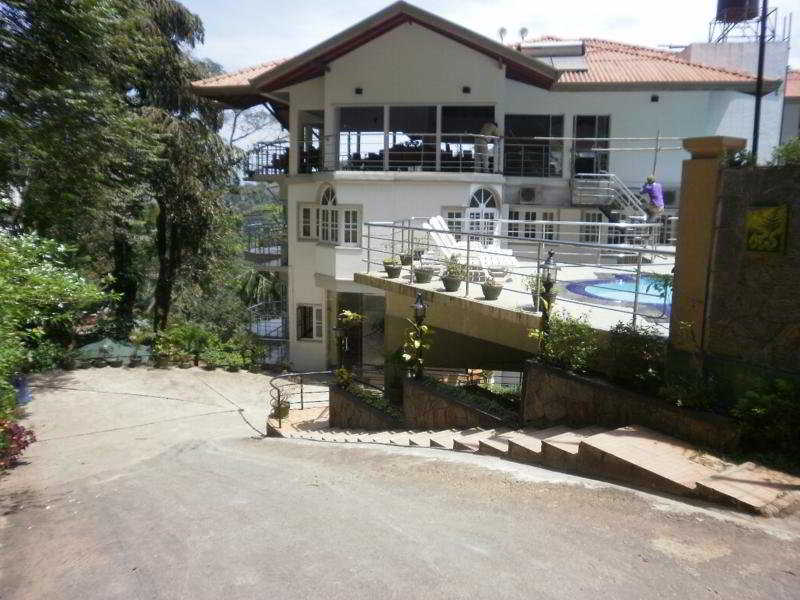 Senani Hotel
