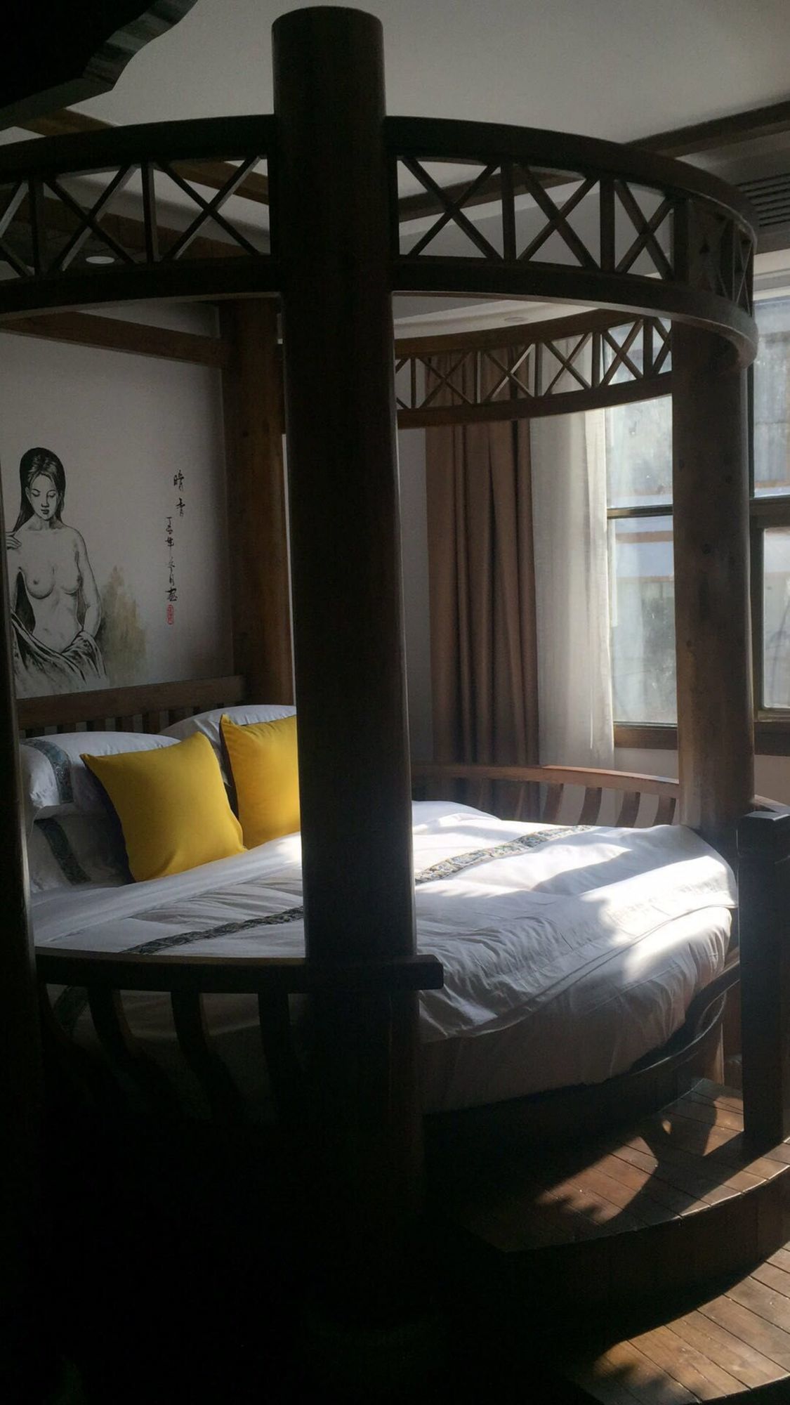 The Longmen One Inn